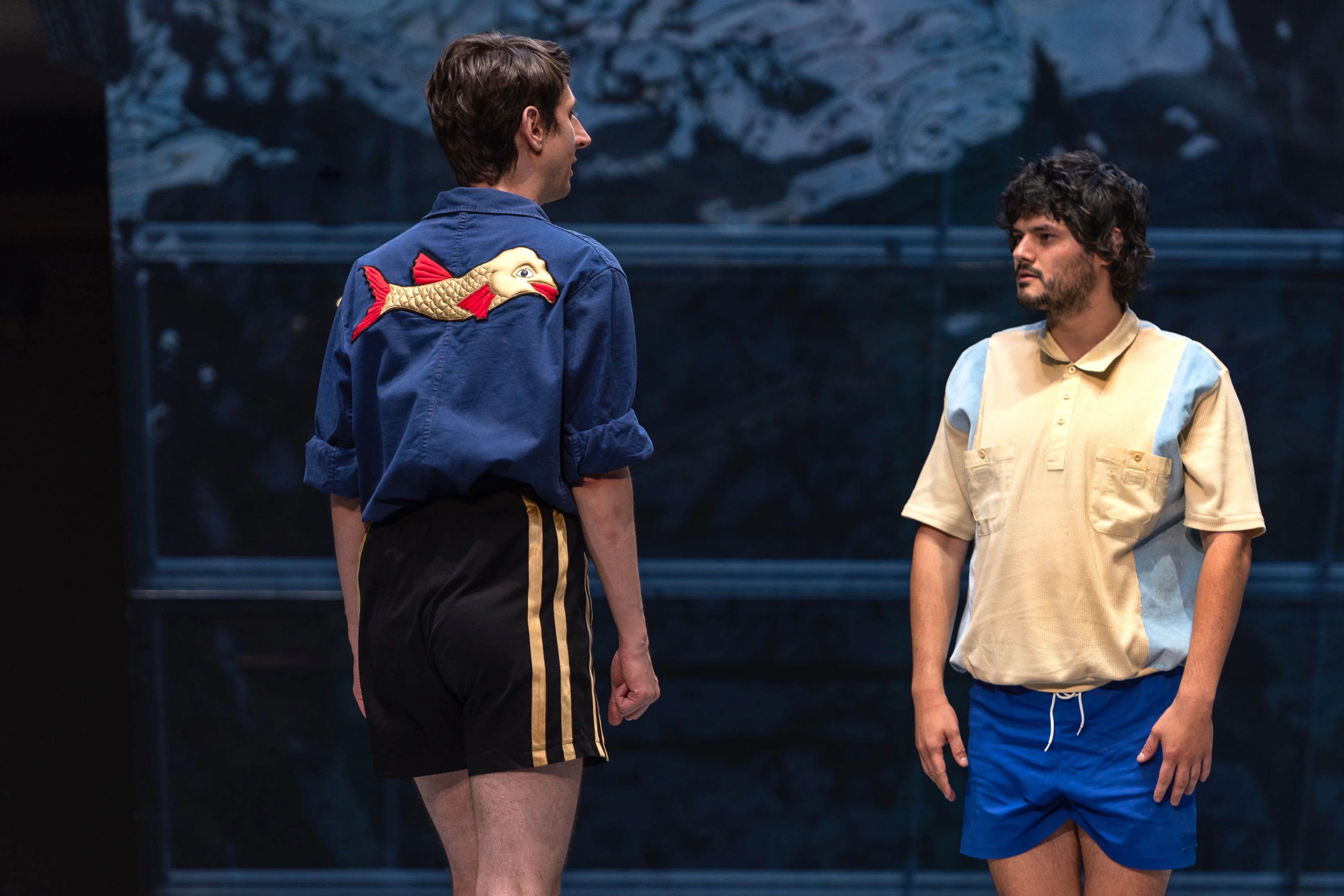 fisch-kostuem-es-ist-quasi-liebe-maylin-habig