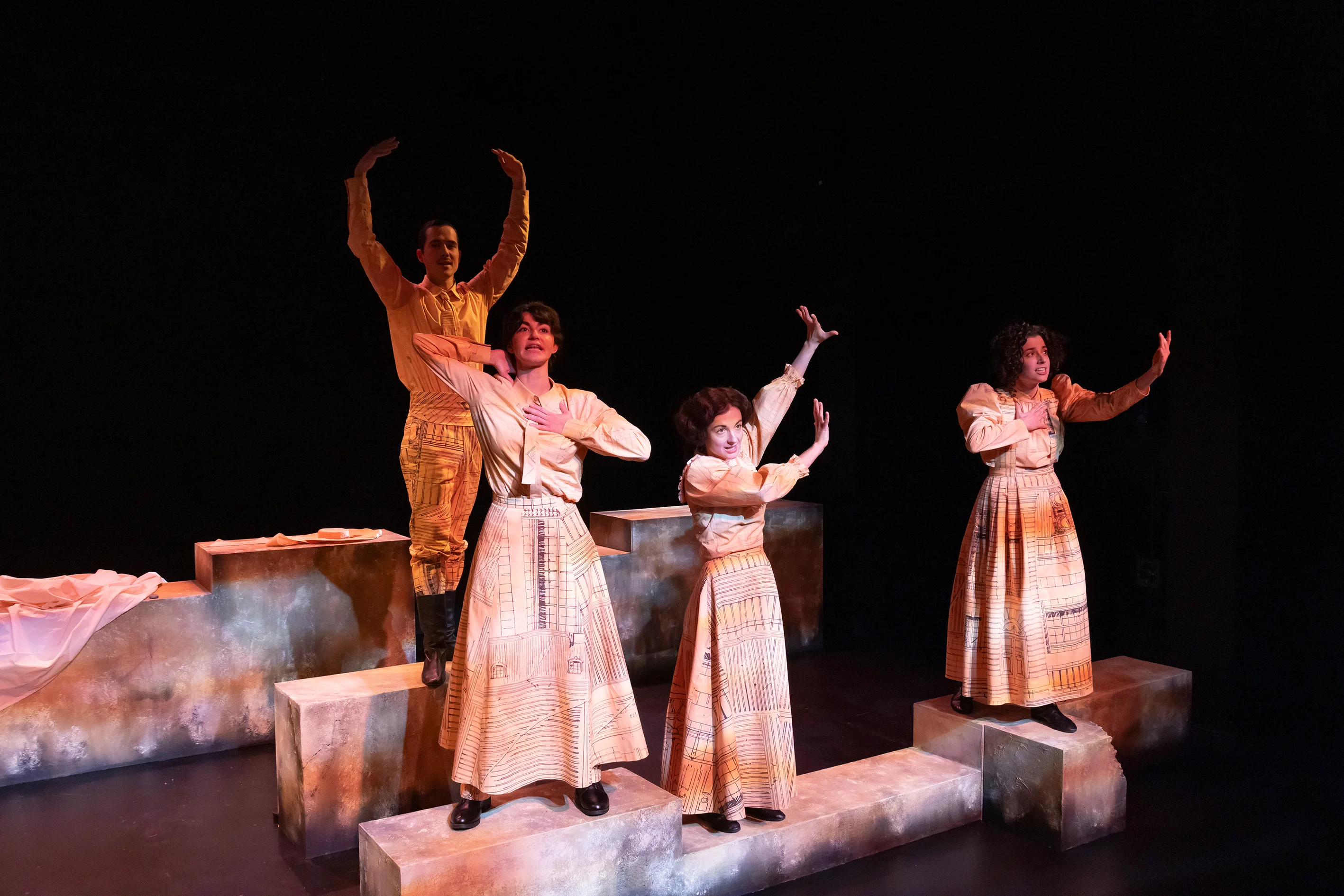 maylin-habig-was-bleibt-wagnerpose